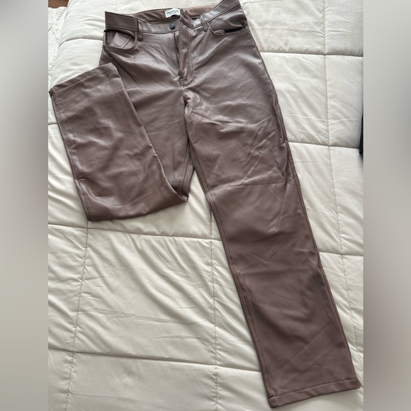 Faux Leather Pants NEW WITHOUT TAGS - NEVER WORN - Picture 3 of 4